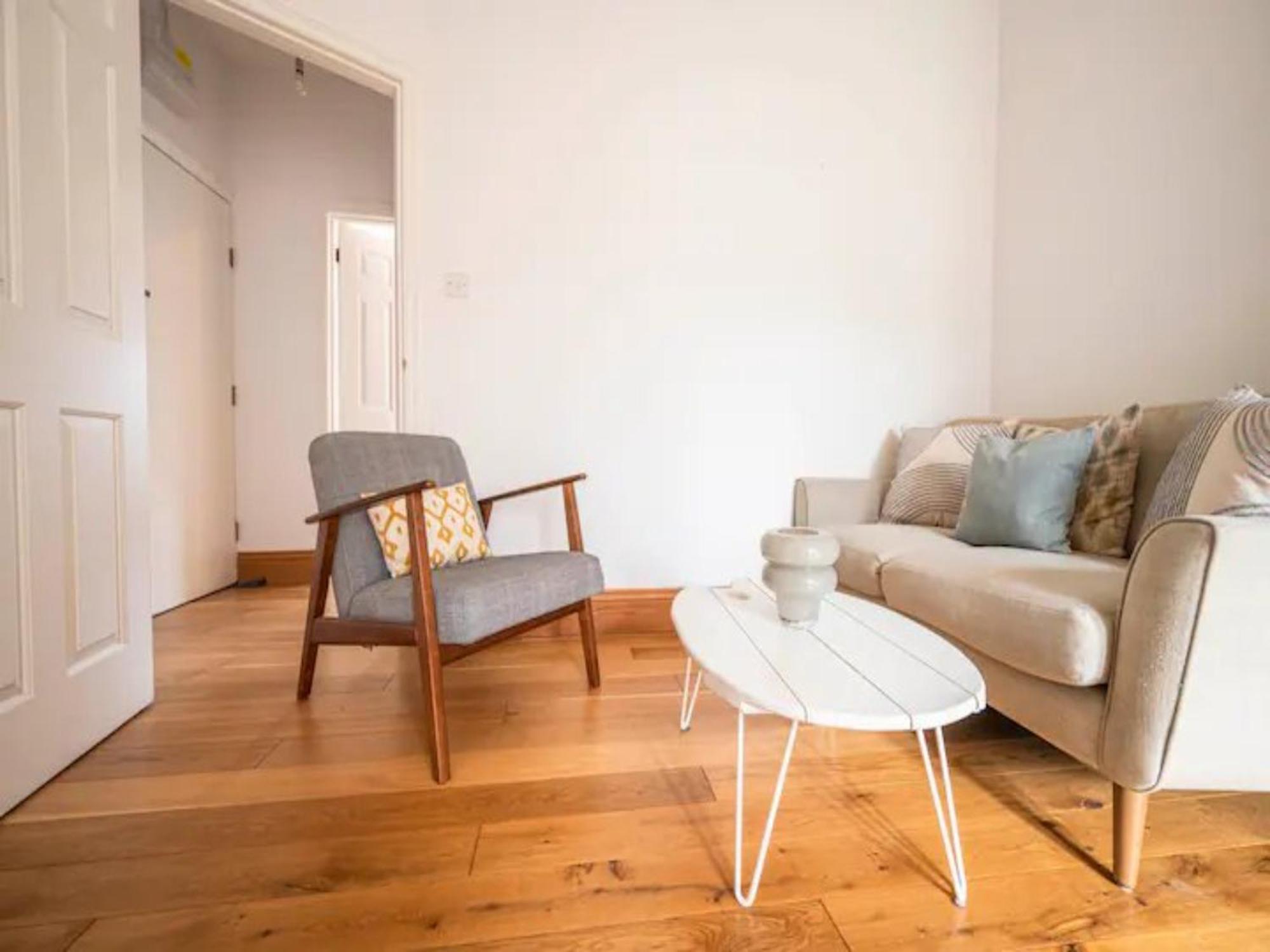 Apartment Pass The Keys Hither Ground Floor Flat With Garden London