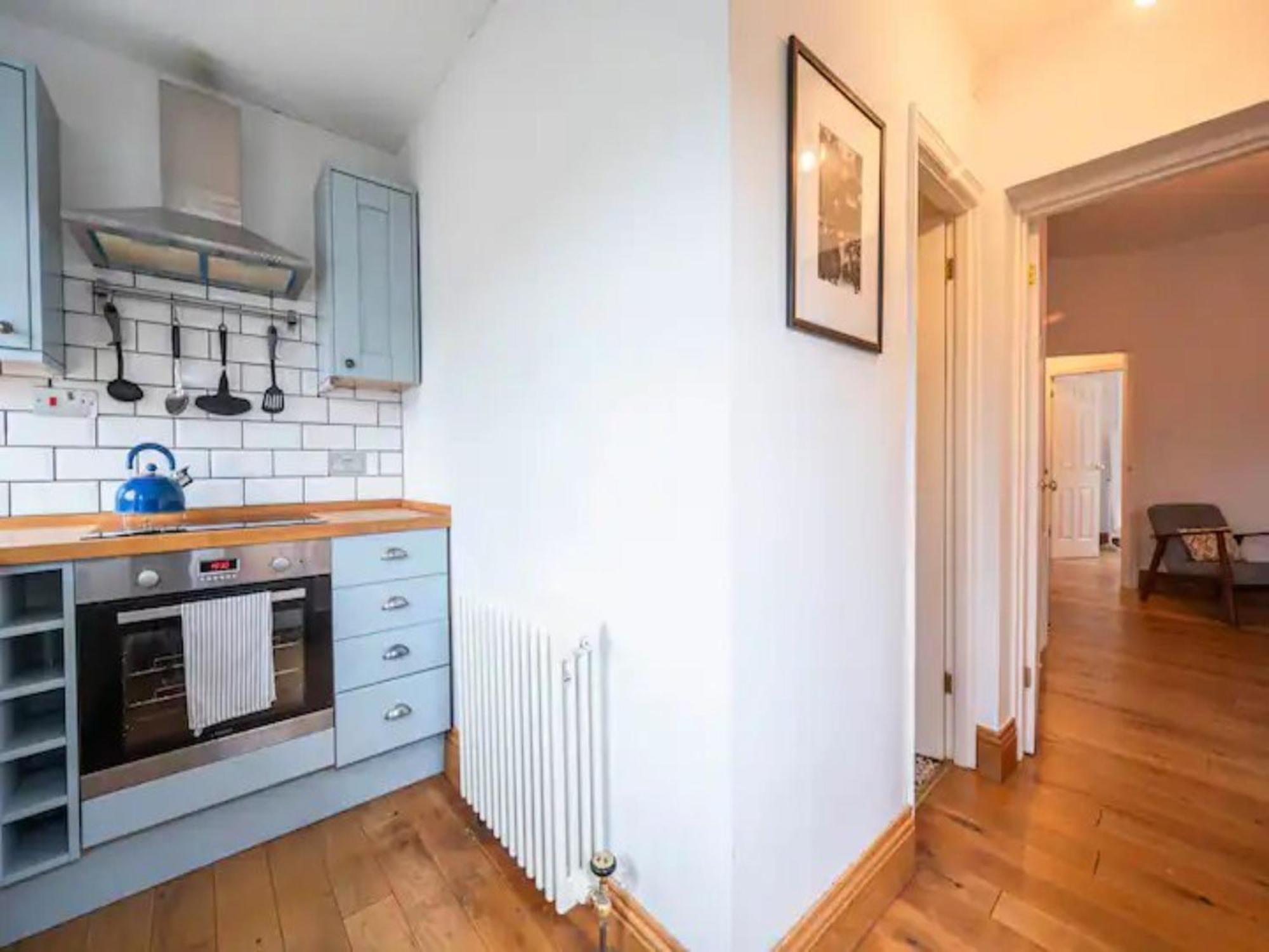 Pass The Keys Hither Ground Floor Flat With Garden *