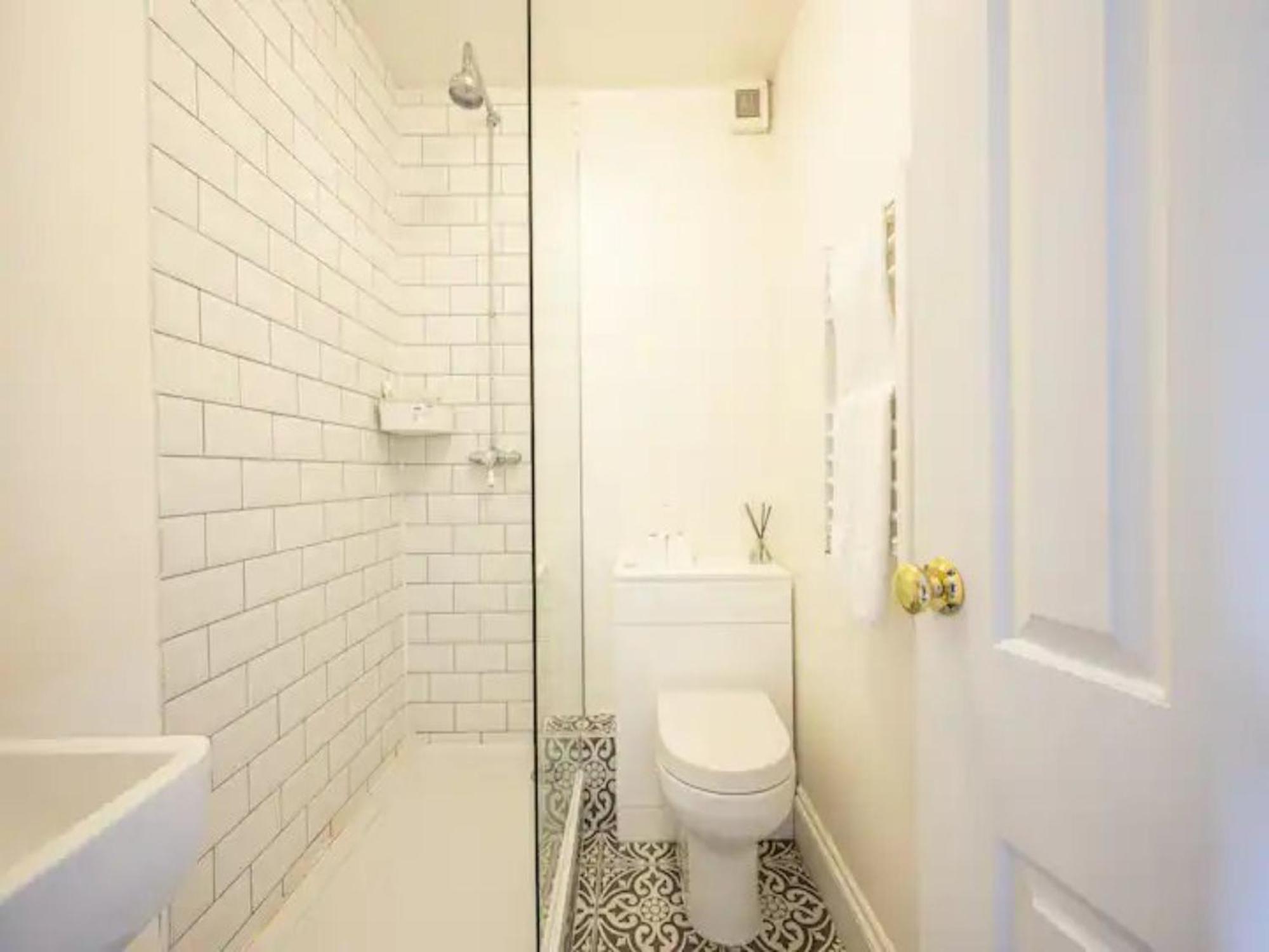 Pass The Keys Hither Ground Floor Flat With Garden London